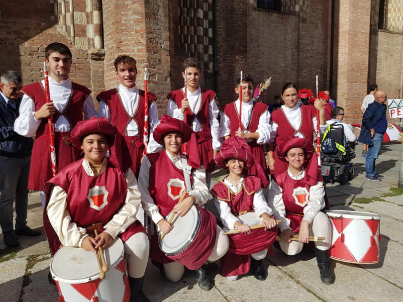 Moncalvo, il Comitato Palio presenta il nuovo fantino